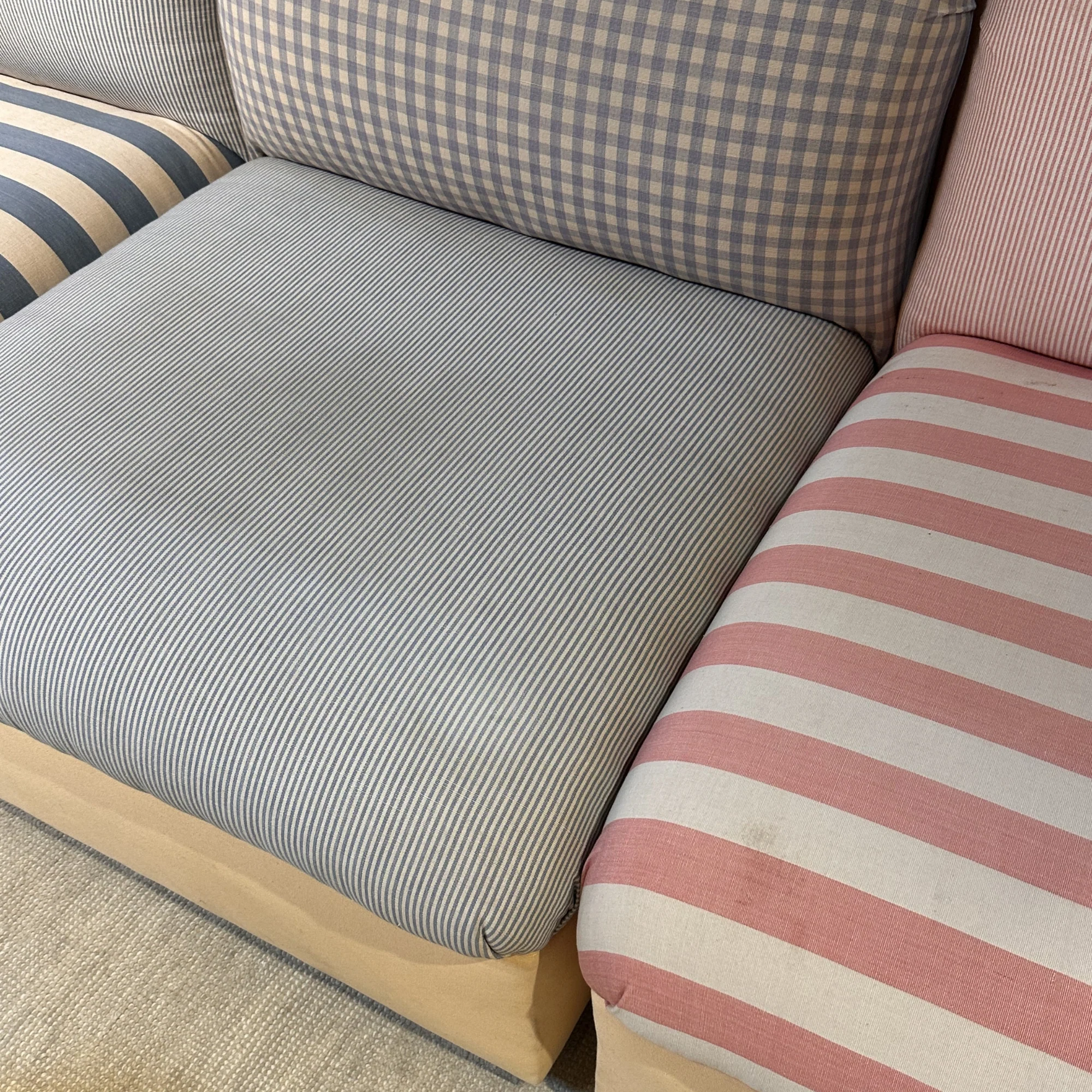 Vintage 1970s IPE Cavalli Italian sectional sofa featuring modular seating units - Image 3