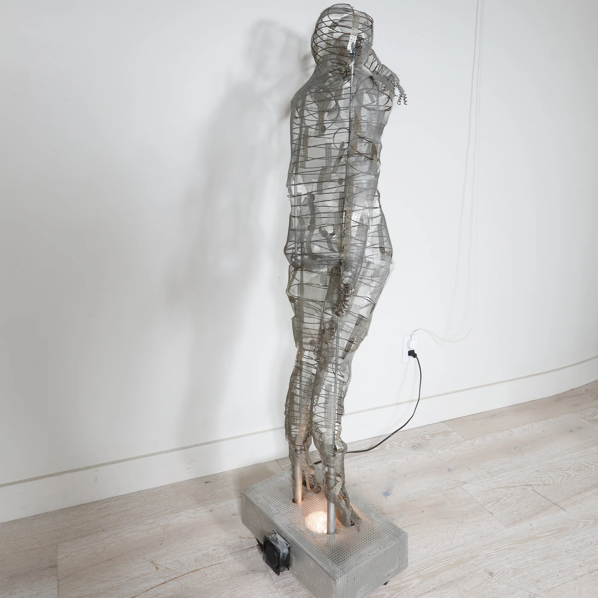 Metal Sculpture - Image 7
