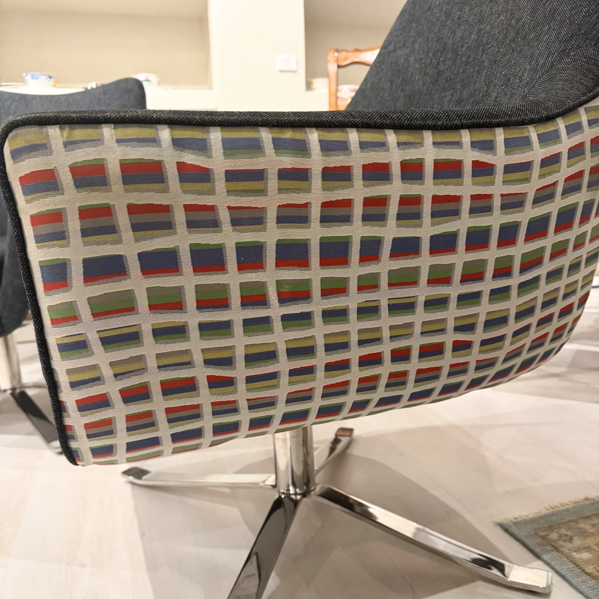 Pair of Chrome Star Base Chairs - Image 3