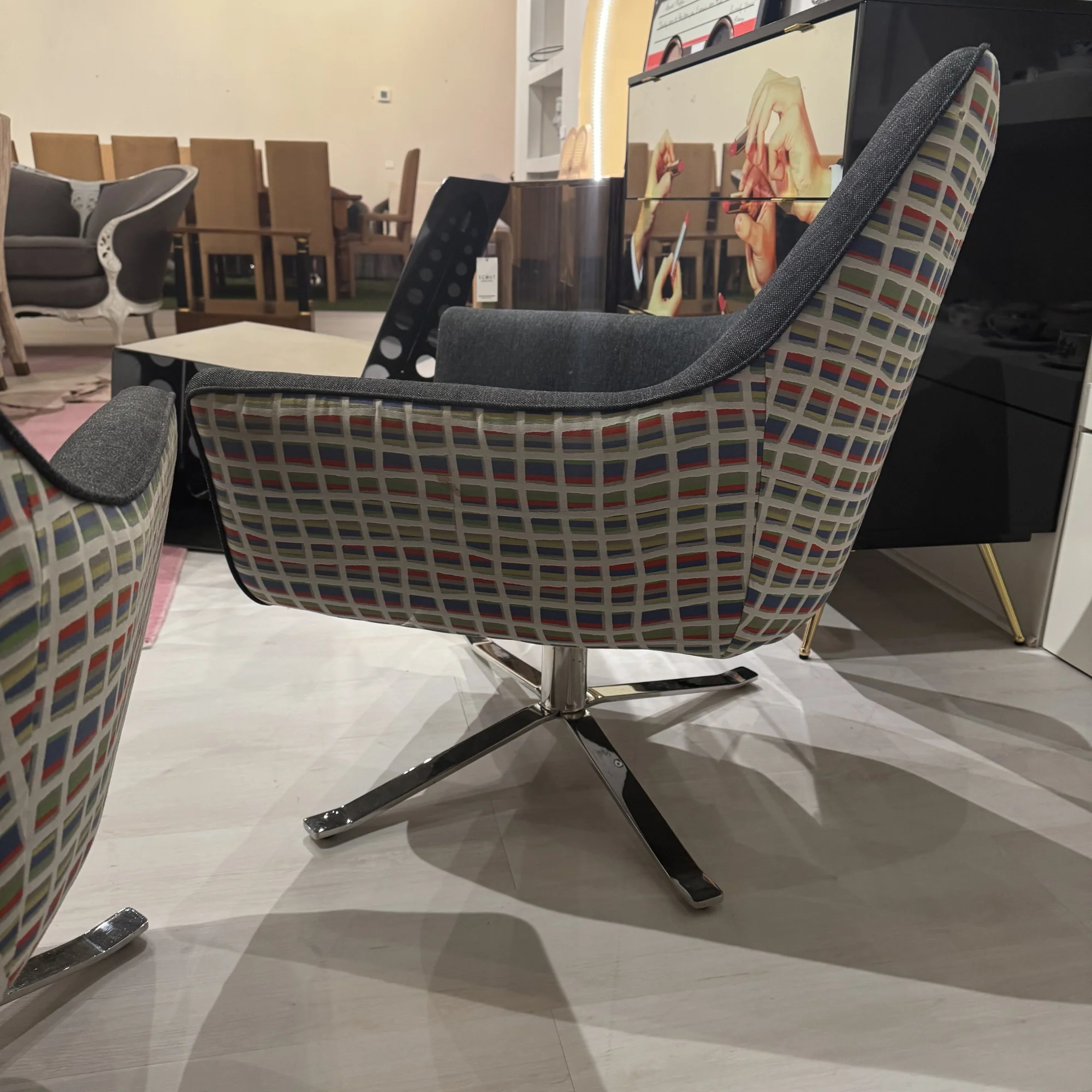Pair of Chrome Star Base Chairs - Image 5