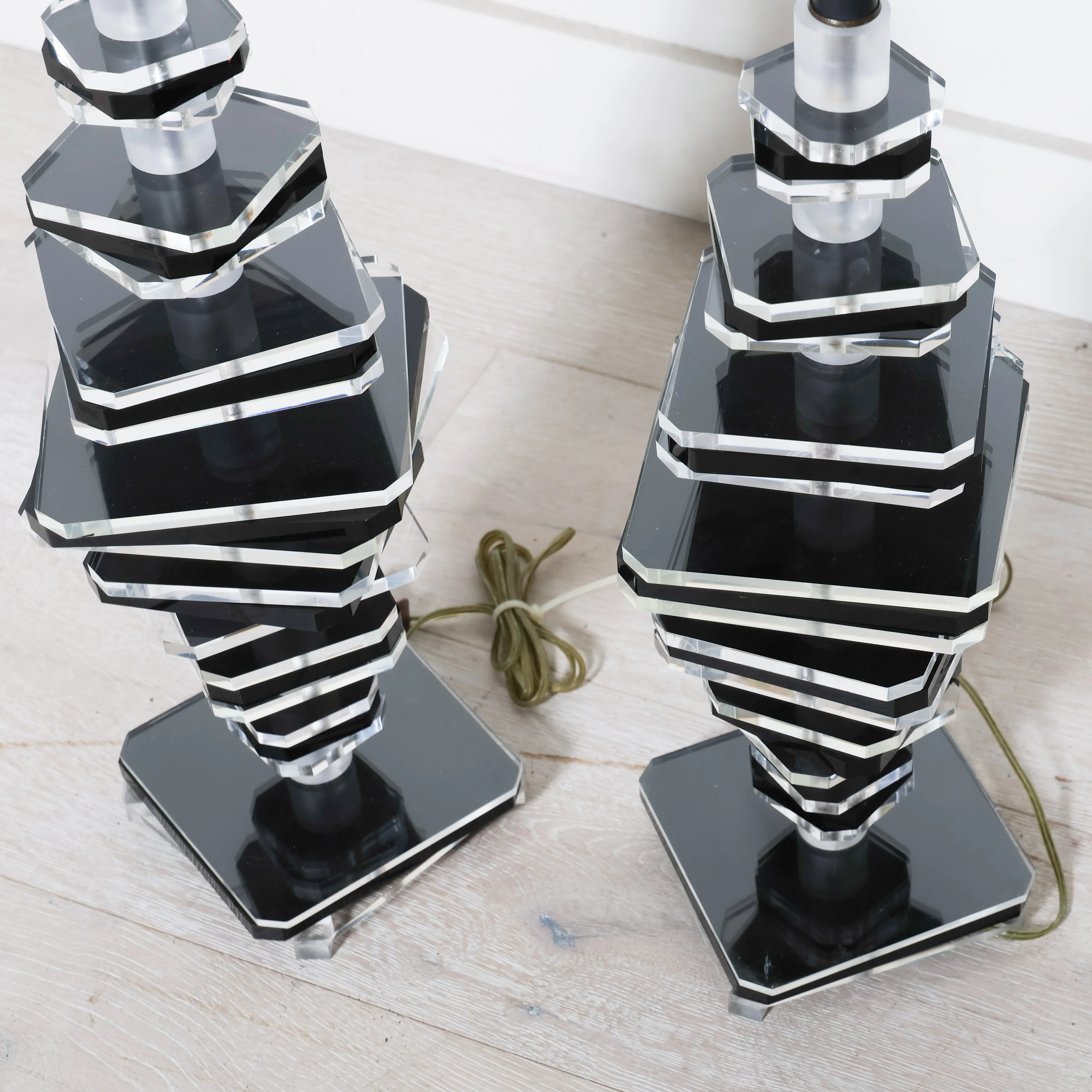 Lucite Lamp Pair With Charcoal Shades - Image 4
