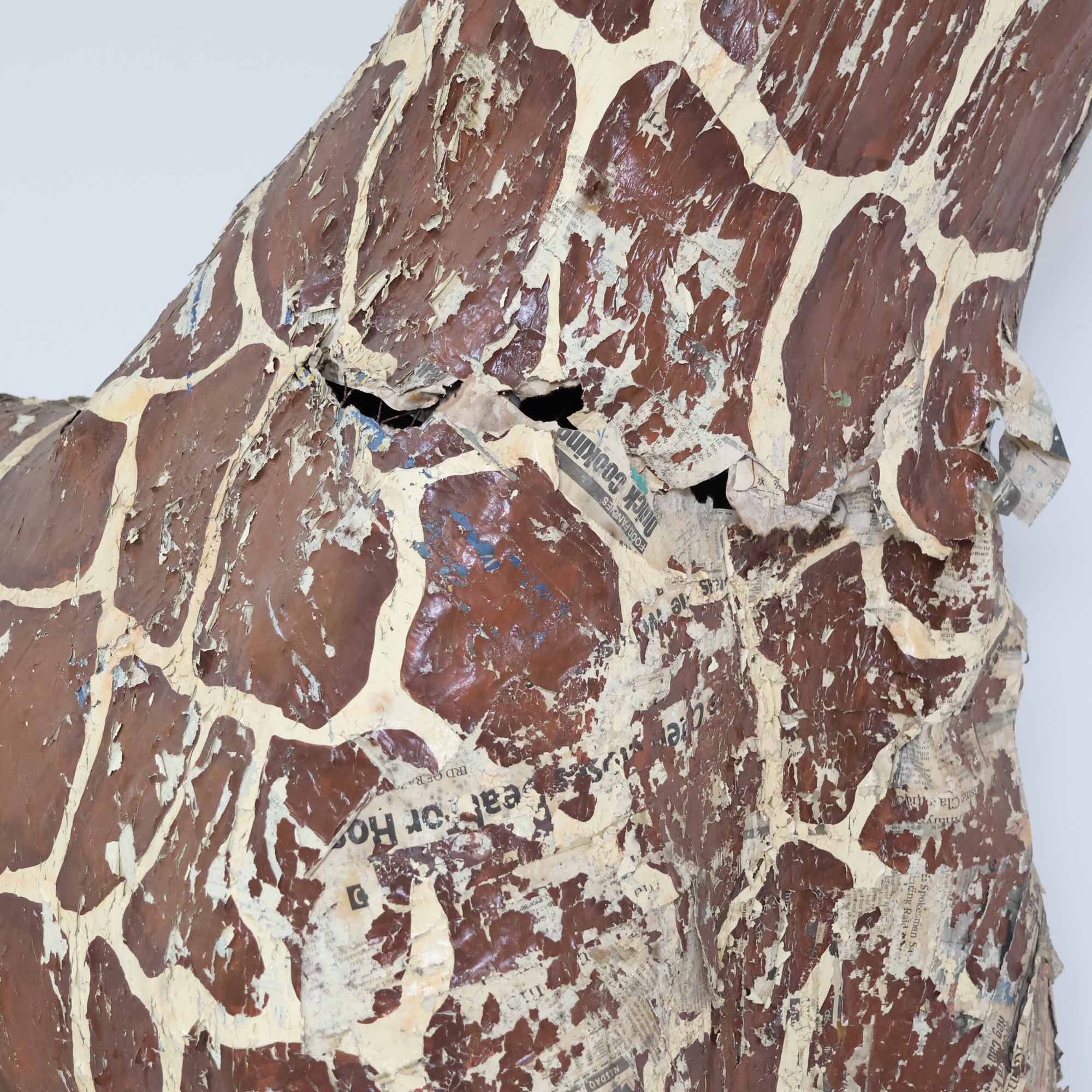 Paper Mache Giraffe Sculpture by Sergio Bustamante - Image 4